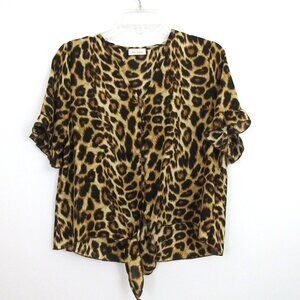 Free Kisses Blouse Size Medium Animal Print Knot Short Ruffle Sleeve V-Neck